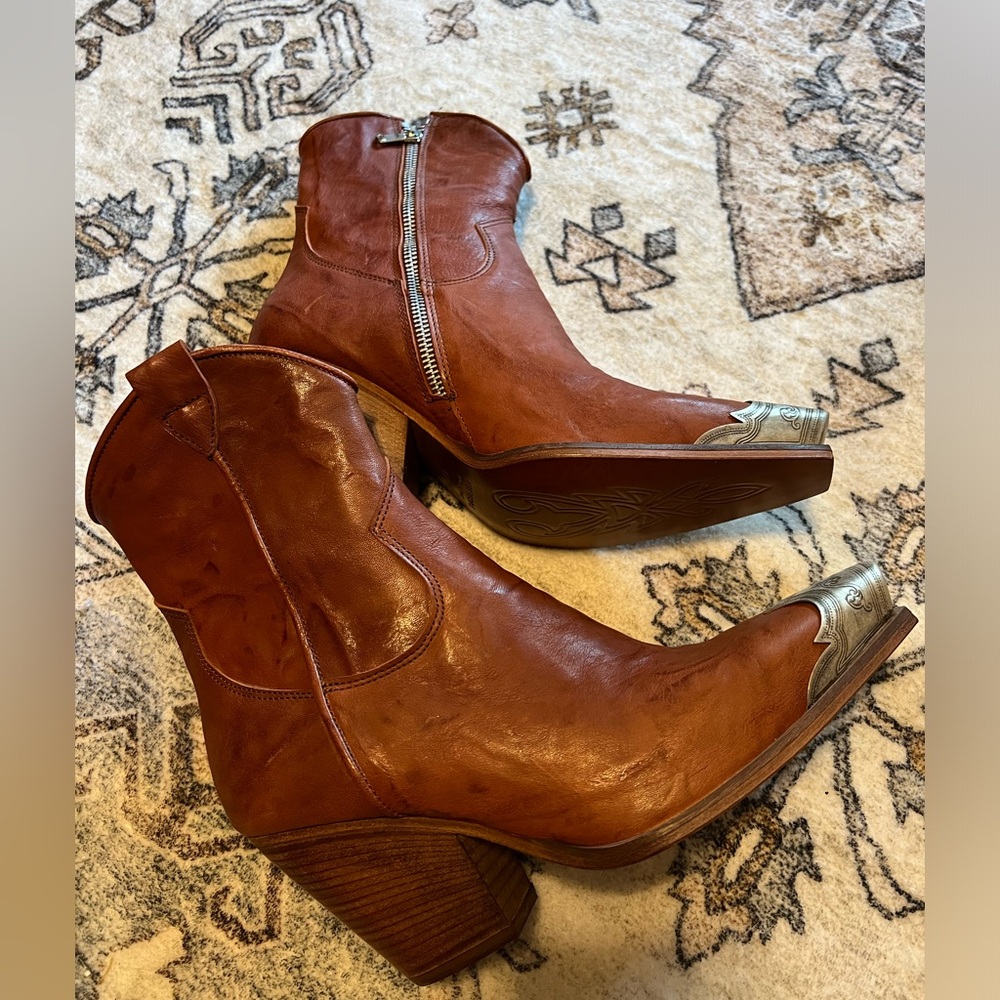 ✨Free People Brayden Boots✨
